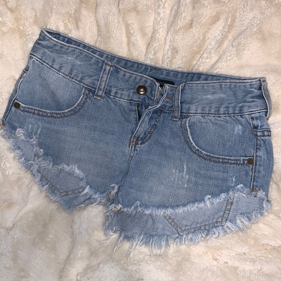 Booty shorts - Picture 1 of 2
